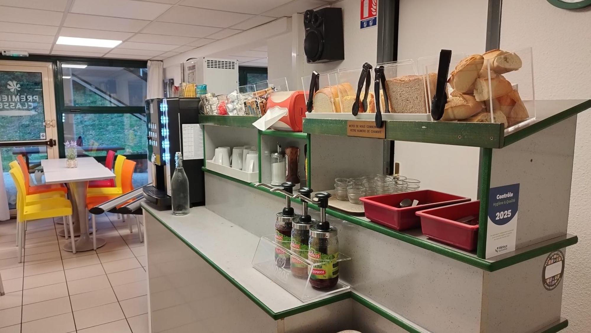 Premiere Classe La Rochelle Sud - Hotel