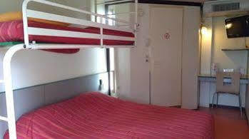 Hotel Premiere Classe La Rochelle Sud - 2*