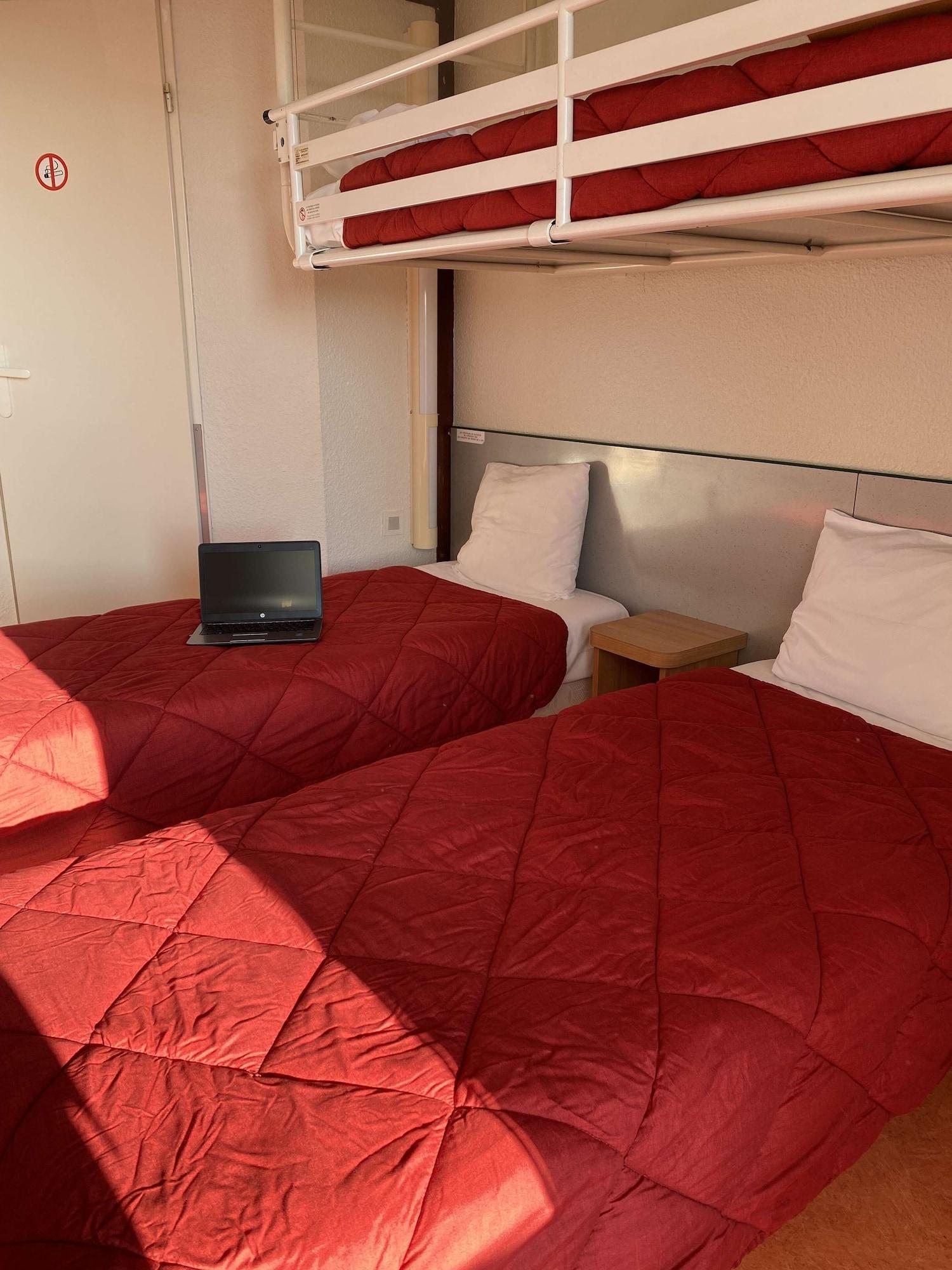 Premiere Classe La Rochelle Sud - Hotel 2*